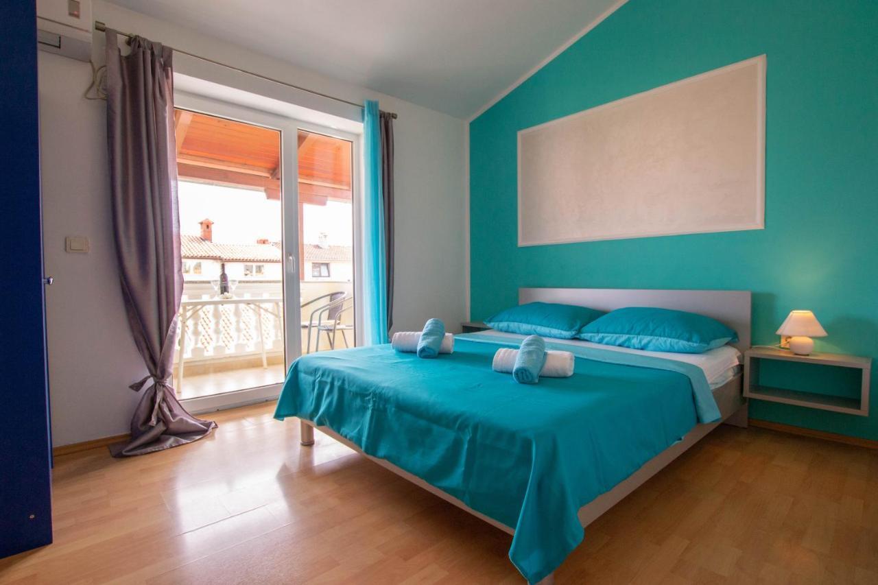 Cozy Apartment With Breakfast On Request 1 Pula Bagian luar foto
