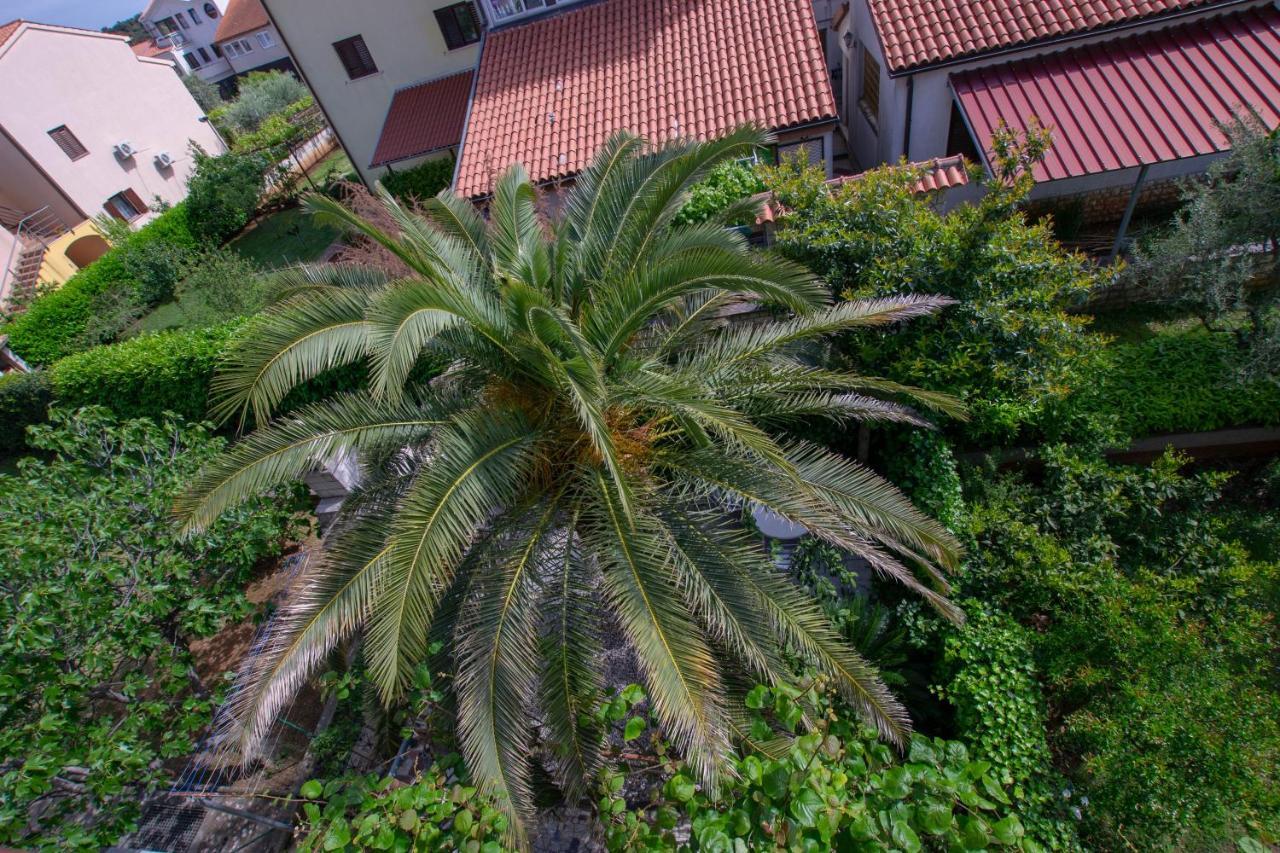 Cozy Apartment With Breakfast On Request 1 Pula Bagian luar foto