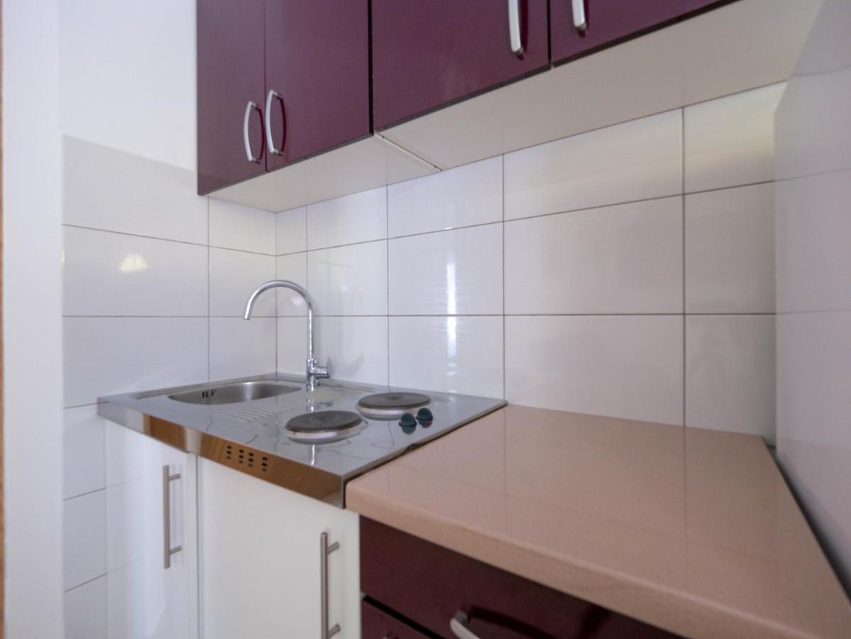 Cozy Apartment With Breakfast On Request 1 Pula Bagian luar foto