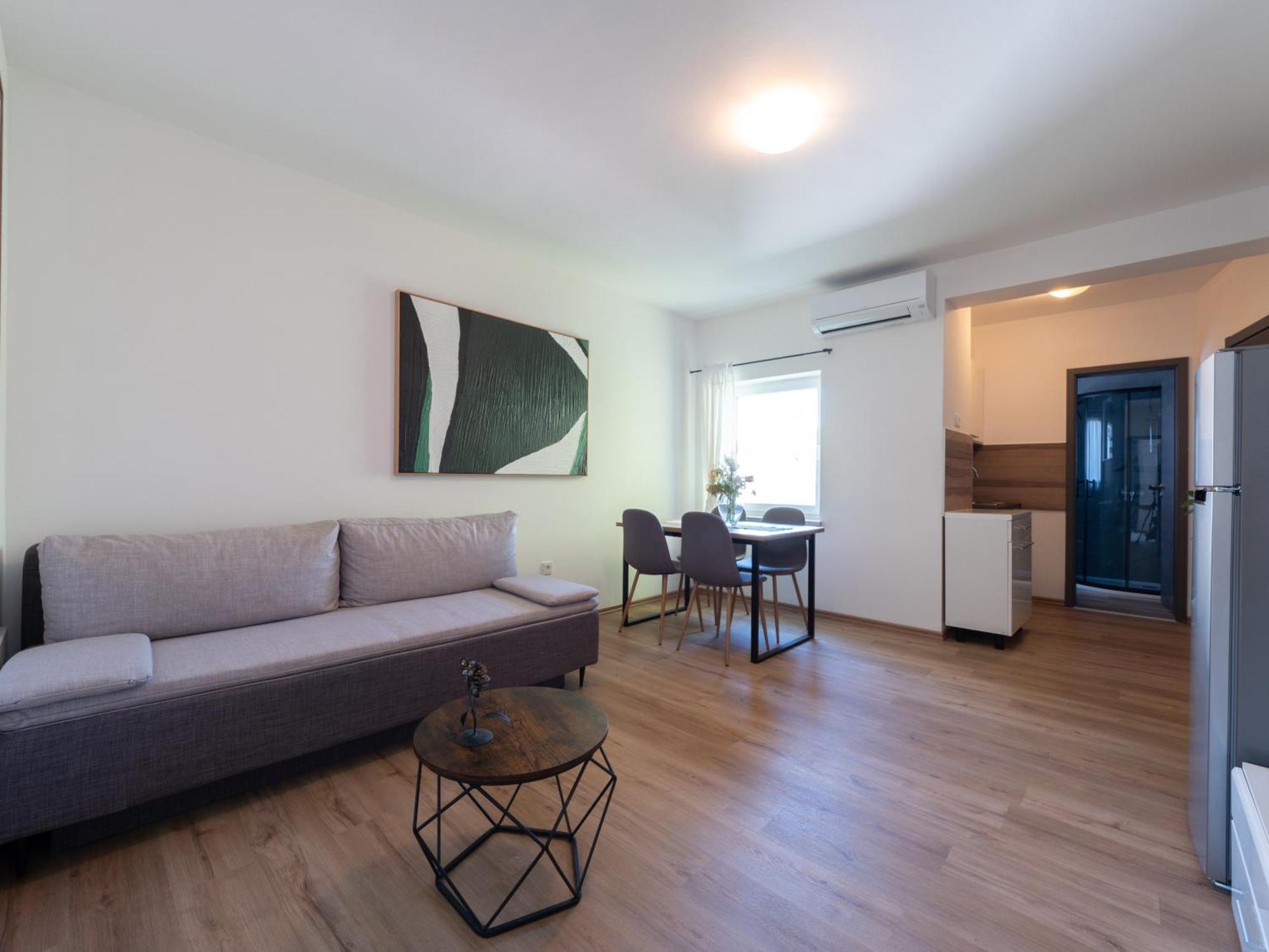 Cozy Apartment With Breakfast On Request 1 Pula Bagian luar foto