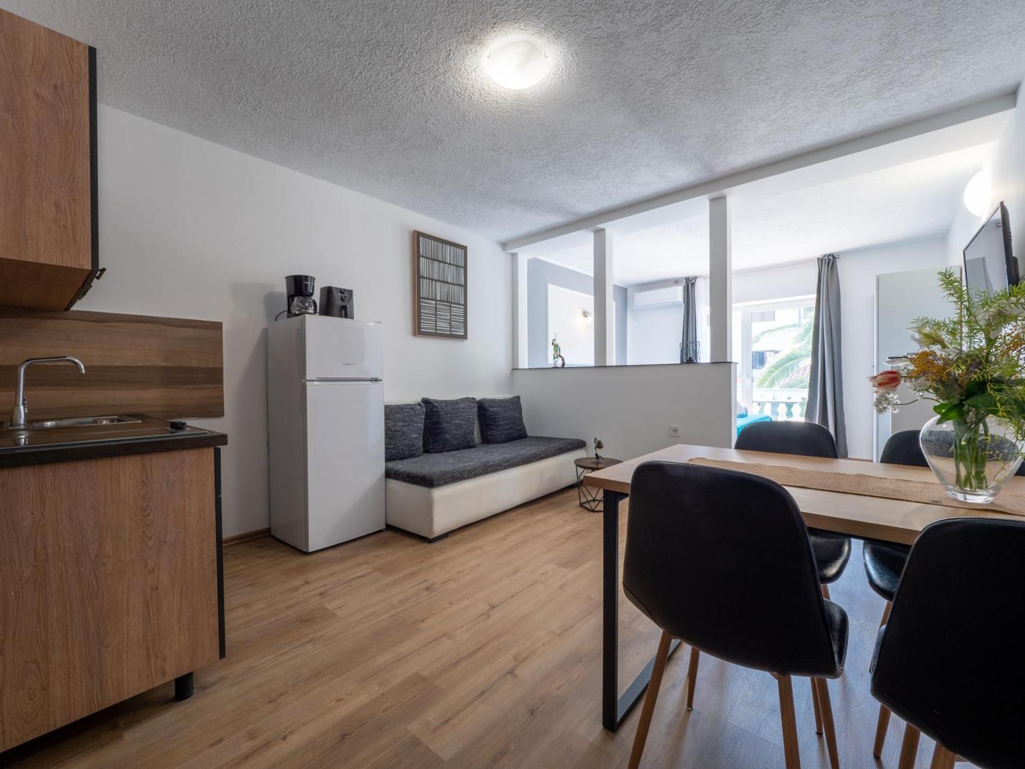 Cozy Apartment With Breakfast On Request 1 Pula Bagian luar foto