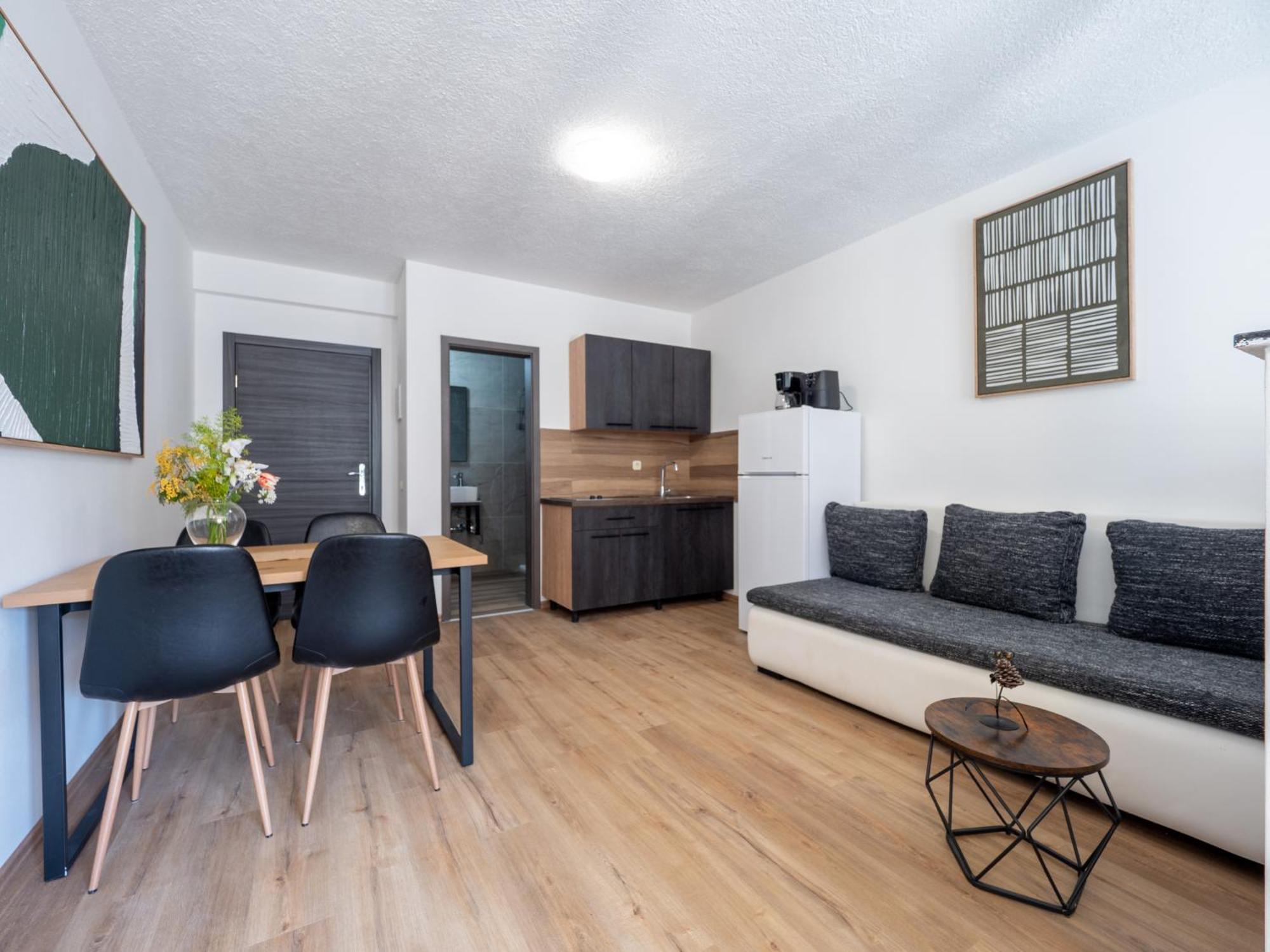 Cozy Apartment With Breakfast On Request 1 Pula Bagian luar foto
