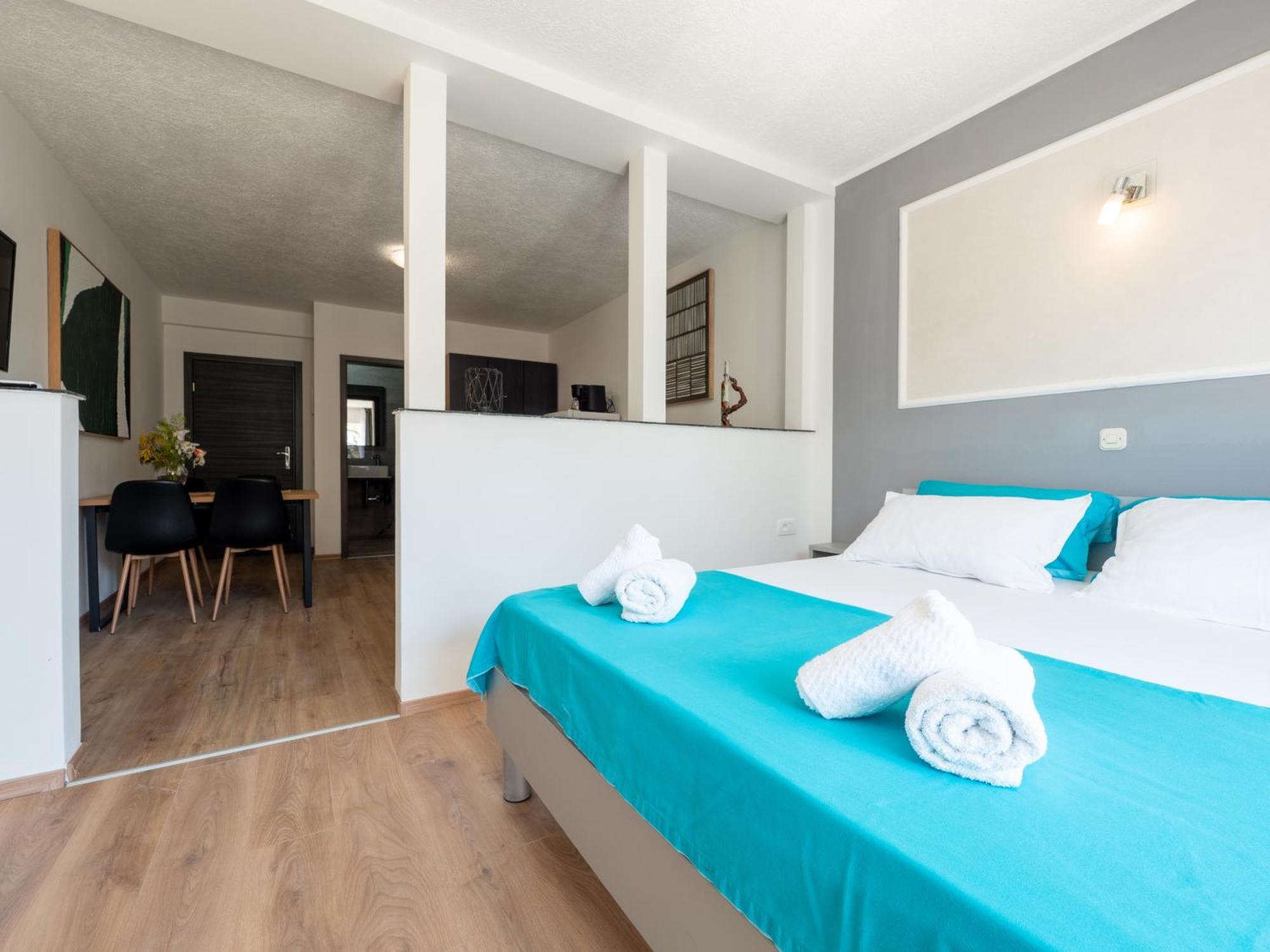Cozy Apartment With Breakfast On Request 1 Pula Bagian luar foto